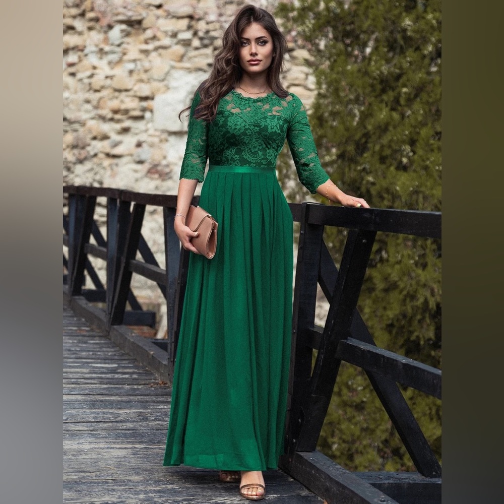 NWT New MIUSOL Floral Lace Bodice Ribbon Waist Pleated Prom Dress Sz.M